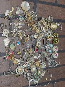großes Vintage Konvolut Schmuck meist Ohrringe - Bild 1 von 10