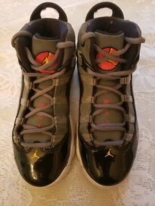 Nike Air Jordan TWO3 Estilo 323432-022 Niño Gris Negro 2020 Talla 2 Años - Imagen 1 de 6