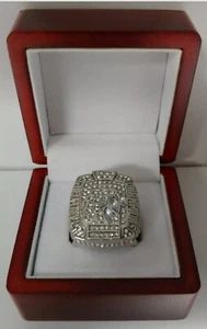 Jonathan Toews- 2010 Chicago Blackhawks Stanley Cup Ring With Wooden Display Box - Picture 1 of 4