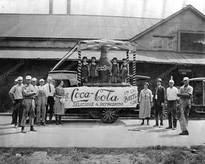 Coca Cola Float 1922 Vintage 8x10 Reprint Of Old Photo - Bild 1 von 1