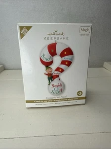 Hallmark Andenken 2017 freche oder schöne Elfe Ornament magisches Licht & Sound - Bild 1 von 4