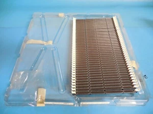 Zócalo DIMM de paso Molex 71251-3002 1,27 mm, vertical, múltiples teclas 200 circuitos - Imagen 1 de 6