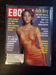 EBONY MAGAZINE • HALLE BERRY • DEC 1994 • 90s • EBY-02 - Picture 1 of 13