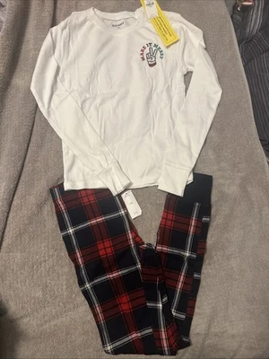 NWT Old Navy Unisex Kids Christmas Pajamas Size 10 - Image 1 of 4