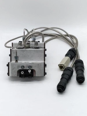 Cabezal aplicador de pegamento termofusible Nordson 1500759  Foto 1 de 4