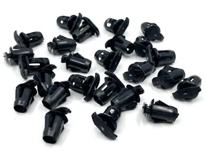 Clips de retención de resistencia para puerta de nylon para Jeep Wrangler CJ 1976-1995 -25 piezas - Imagen 1 de 5