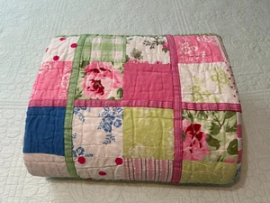 Pottery Barn Teen Quilt Twin 100% Cotton Patchwork Floral Pastel Reversible - Picture 1 of 16