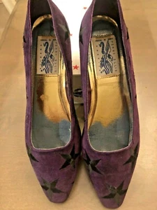 Vintage Women's PERRY ELLIS AMERICA Purple Suede Flats Shoes With Stars  8.5B - Picture 1 of 5