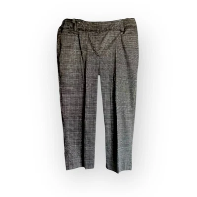 Investments Women's Black Cropped Pants/ Capris | Size 12 - Image 1 of 4