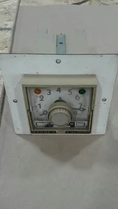 Barber Colman Solid State Controller Timer B5038500 120 Series #60D28PR5 - Picture 1 of 3