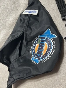 Super Bowl 28 Pouch - Picture 1 of 4