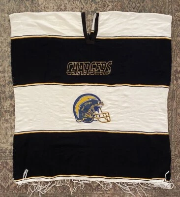 Cobertor vestível vintage San Diego Chargers NFL mexicano pancho bordado malha  - Imagem 1 de 4