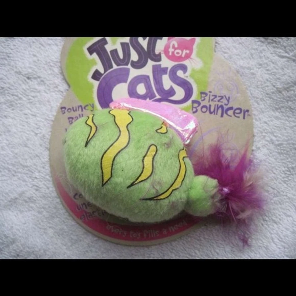 Juguete para gato gorila Hartz Bizzy verde dañado faltan plumas ¡¡Paquete por favor!!! Foto 1 de 4