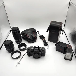 Minolta SLR Film Camera X-700 Bundle with 35-70 mm &75-210 mm Zoom Lenses Works! - Picture 1 of 21