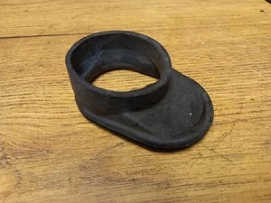 TRIUMPH AIR FILTER TO CARB INTAKE RUBBER HOSE - TR6 TROPHY BSA A65 OIF - 83-2625 - Picture 1 of 2