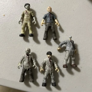 Mega Bloks Call of Duty Zombie Horde ZOMBIE Mini Toy Fig Figure COD Rare HTF EUC - Picture 1 of 6