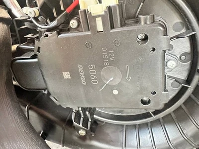 Cadillac CTS 2015 climatización aire acondicionado calentador soplador carcasa montaje de caja OEM Foto 1 de 3