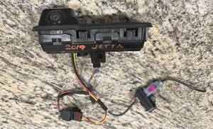 2019 Volkswagen Jetta Rear View Backup Camera OEM - Picture 1 of 10