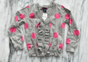 Baby Mädchen Gap Strickjacke Pullover Gr. 2T grau rosa Tupfen Baumwolle Rüschen Knöpfe - Bild 1 von 5