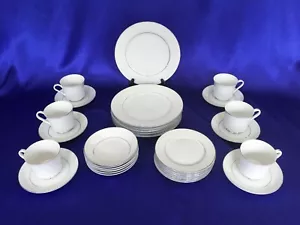 30 Pieces Crown Victoria Lovelace Bread+Luncheon Plates Berry Bowls Cups&Saucers - Picture 1 of 5