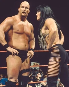 STONE COLD STEVE AUSTIN & CHYNA 8X10 PHOTO WRESTLING PICTURE WWE - Picture 1 of 1