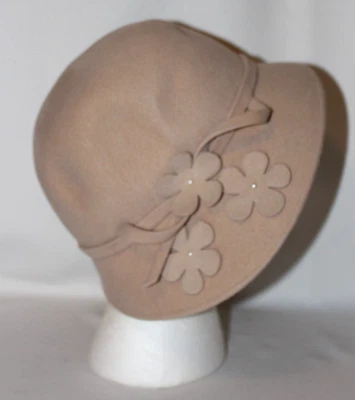 Alessandra Bacci Firenze Womens Hat Made in Italy, Beige, 100% Lapin EXCELLENT - Image 1 of 4
