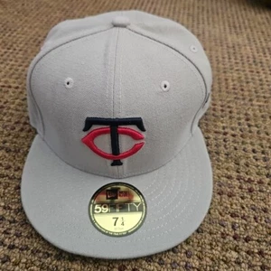New Era Minnesota Twins TC Gris 59Fifty Sobre el Campo Sombrero Ajustado Varios Tamaños Gris - Imagen 1 de 4