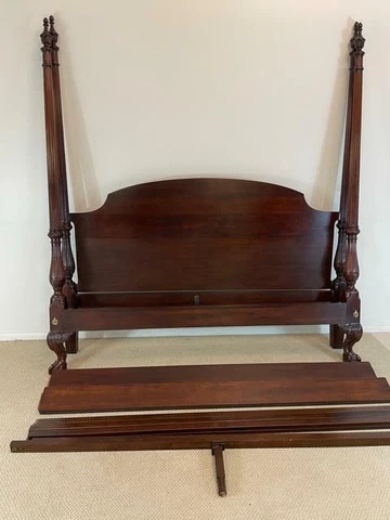 King Size Mahogany Poster Chippendale Bed Wellington Hall By Hekman Cover