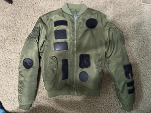 RARE Adidas Logo Padded Bomber Jacket Olive Green OLICAR BR7143 118165454 SMALL - Picture 1 of 13