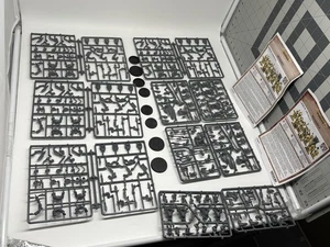 Ironjawz Ardboyz, Orruk Warclans, GW, incompleto + extras - Imagen 1 de 13