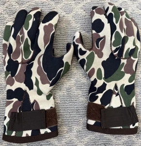 LL Bean Neoprene Men's Large Camo Gloves - Picture 1 of 9