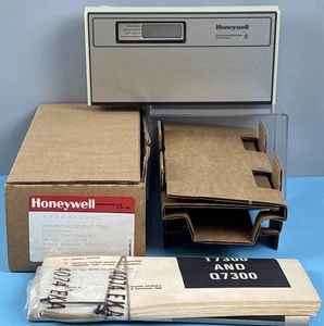 New NOS HONEYWELL T7300A 1005 Commercial Single Zone Thermostat. 24VAC - Picture 1 of 24