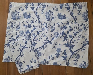 Laura Ashley 2 Standard Shams Elise Floral Blue White Shabby Chic 100% Cotton - Picture 1 of 5