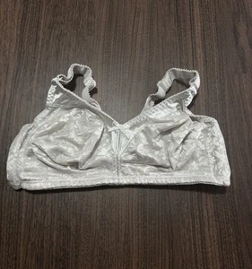 Bali Bra Wire Free Paddles Adjustable Strap Satin 3372 Size B 40/90 USED - Picture 1 of 5