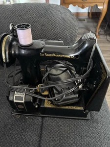Singer Sewing Machine 221 - Picture 1 of 7