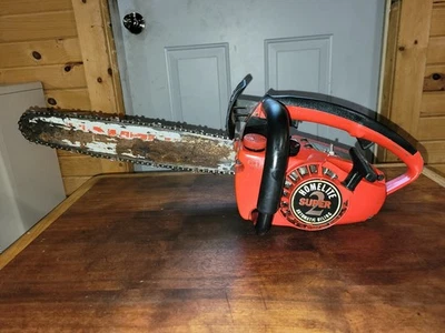 Motosierra automática Homelite Super 2 con barra de 16" y cadena funciona motosierra usada Foto 1 de 4