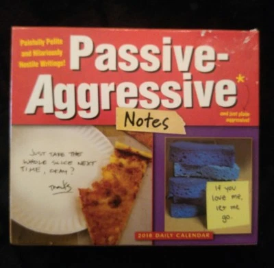 Calendario diario en caja de notas pasivas-agresivas 2018 Foto 1 de 3