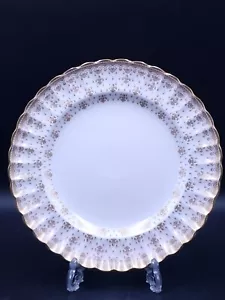 Spode Fleur De Lys Gold 23 cm Salad Plate-1st Quality - Picture 1 of 5