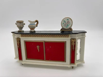 Muebles de fantasía vintage ideales Petite Princess años 60 - Royal Buffet Foto 1 de 4