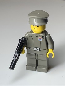 Lego Star Wars Imperial Officer Commander sw0046 with Gun Minifigure 75055