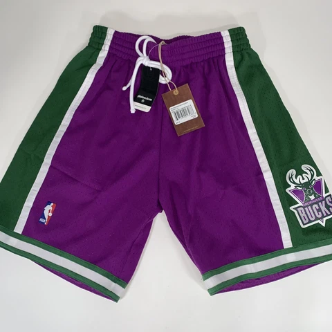 Milwaukee Bucks 00-01 NBA Mitchell & Ness Authentic Swingman Shorts Medium Cover