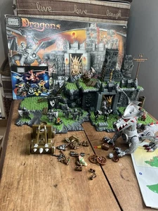 Mega Bloks Dragons Sorcerer's Lair mit Box #9886 - einige fehlen - Bild 1 von 18