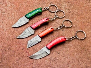 KONVOLUT 4 TEILE! HANDGESCHMIEDETER DAMAST MINI SCHLÜSSELANHÄNGER SKINNER JAGDMESSER TR-2641 - Bild 1 von 5