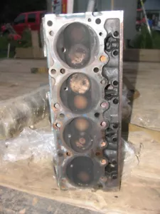 1977 350 Pontiac cylinder head casting 6x - Picture 1 of 4