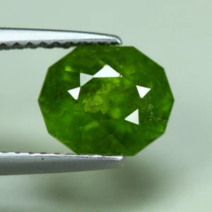 2,52 quilates_piedra preciosa única_granate verde hidro grosular 100 % natural sin calentar - Imagen 1 de 3