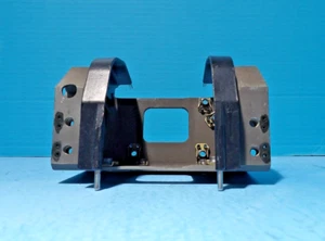 SUPPORT ASSEMBLY TRACK BOEING HELICOPTER AIRCRAFT PART 1005-01-182-1031 - Bild 1 von 4