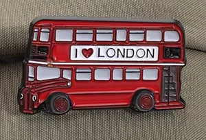 I LOVE LONDON double decker bus enamel pin - FREE SHIPPING - Picture 1 of 2