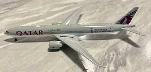 Qatar Airways B777-300 JC Wings 1:400 Reg: A7-BEF - Picture 1 of 18