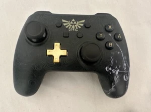 NINTENDO SWITCH LEGEND OF ZELDA PowerA Wired Controller TESTED WORKING - Picture 1 of 3