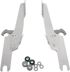 Kit supporto blocco grilletto parabrezza Memphis Shades per Harley FLHR 1340 1994-1998 - Foto 1 di 1